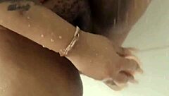 Meet sexy BBW Thando