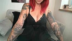 I'm obsessed with camgirl Nina in fetish latex leggings, so hot!