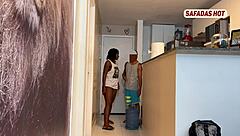 me come gostoso entregador, wanna join us?