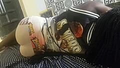 I show off my teen ass, young and farting