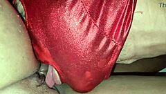 Portuguese subtitles - Husband licks wife’s pussy while 18yo thick cock pounds her. She loves it!