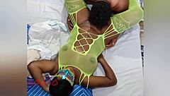 Puta enjoys intense oral session at home