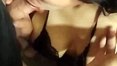 culona esposa latina se entrega a otro hombre mientras su marido no está en casa, grabado en amateur