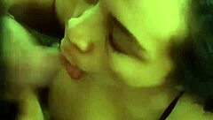 culona esposa latina se entrega a otro hombre mientras su marido no está en casa, grabado en amateur