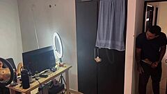 मैंने अपनी हर्मानस्ट्रा को वेबकैम पर कैच किया और हमने सेक्स किया साइलेंस के लिए