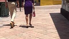 nalgas of a cougar so fine, i can't even describ it right