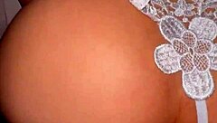 does she love anal with that pug in her ass? she wants all the cum inside!