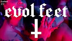 Lesbian Foot Fetish With Rotten Venus And Nath Sucking Toes