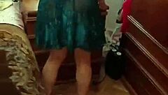 Cogiéndo A Lo Bestia A Mi Suegra Mientras Mi Novia Duerme Y La Lleno De Semen