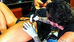 vloog essa morena deixou o tatuador maluco