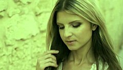 valentina ginagerson shows her beauty power with music 😍