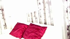 एस्पेरांजा डियाज़ अपने बॉयफ्रेंड से बदला लेती है।