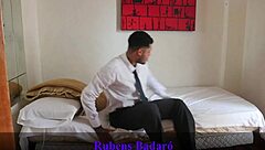 sem dinheiro para pagar o aluguel novinho dotado pagou a senhora dona da pensão com uma boa foda video completo no red sheer