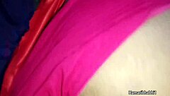 Hot Indian desi bhabhi passionate sex का मजा लेती है