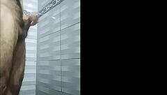 Tucacheritocacheron - Mientras Que Espero En La Ducha A Mi Vecina Me Masturbo