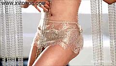 Big boobs pawg nikki benz dances while rubbing her tits.