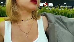 Exploring the hottest malls for the best deals and experiences.