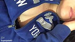 my hot stepsister crystal masturbates and records it for her fans, she's so sexy