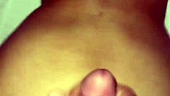 Check out this amateur doggystyle cumshot on her cute ass