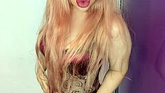 i'm addicted to my goddess in stockings