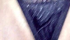 Encuentro A Mi Madrastra Acostada En Mi Cuarto