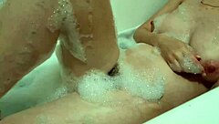 Sexy Bath Smoking Session
