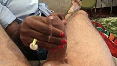 i love when that black girl gives me a handjob