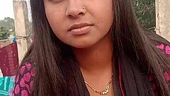 एशियन ग्रुप सेक्स रैंच पर, बांग्ला स्टोरी में - क्यूट लड़कियां जोरदार चुदाई