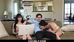 Stepsisters Ashley Wolf And Emma Jade Seduce IT Guy For Freeuse Sex - Cncmilf
