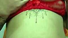 abrindo minha buceta juicy pra facilitar pro meus comedores 😏