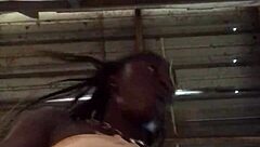 I invite you to eat with this black African lady.