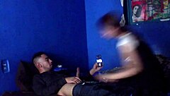 Me folla por el hoyo equivocado el primo de mi esposo que viene de vacaciones