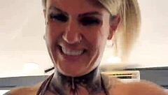 Sitting on dick while doing gym exercises feels amazing!