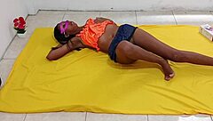 I'm learning to suck and lick big cocks, I'm a bitch in heat