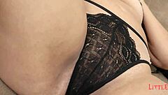 Voluptuous chubby babe deepthroats and fucks tight pussy?