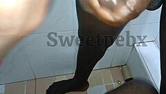 Sweetpebx fucks in bathroom with ass shaking