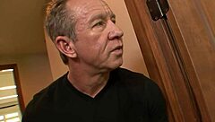 Quickie Fucking Leads To Cum In Slutty Mouth