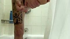 oh man, that bath scene with groping and handjob is so hot 😍