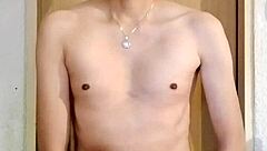 hey check out this chacal caliente doing his thing solo! 🔥