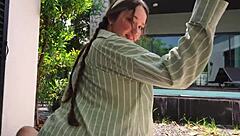 The girl turned out to be not only a good gardener but also a gorgeous whore? Good gardener or gorgeous whore?