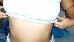 hey, this hot colombian is talkin dirty and showin her big pussy 😏