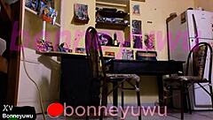 Bonneyuwu has hidden sex with dad's friend