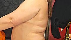 milf reaches intense orgasm with cum dripping all over my eager hand