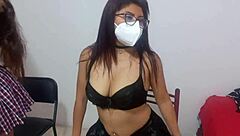 Let's practice this sexy dance to seduce our boyfriends together