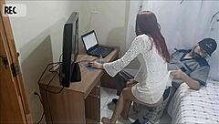 Novinha Sozinha Em Casa Recebe O Manutencista Tarado with Cum on Ass and Dirty Talk