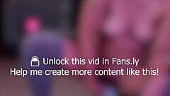 Experimenting on a Pussy Workout with Athletic Filipina Babe Masturbating on Nudist Beach in High Definition!