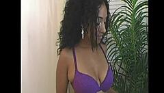 Amateur black ebony from caribbean gives blowjob in the shower during bathing session with theshimmyshow and foxy roxy.
