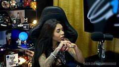 In the podcast, Ruan GOT HORNY as Bibi Griffo TWERKS on his lap sensually during the outdoor interview.