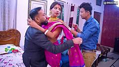 हसबैंड अपनी इनोसेंट वाइफ को अपने फ्रेंड के साथ फुल थ्रीसम मूवी में शेयर करता है