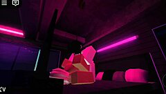 Explorando Um Trabalho Quente No Roblox Com Elementos De Jogo E Diversão.